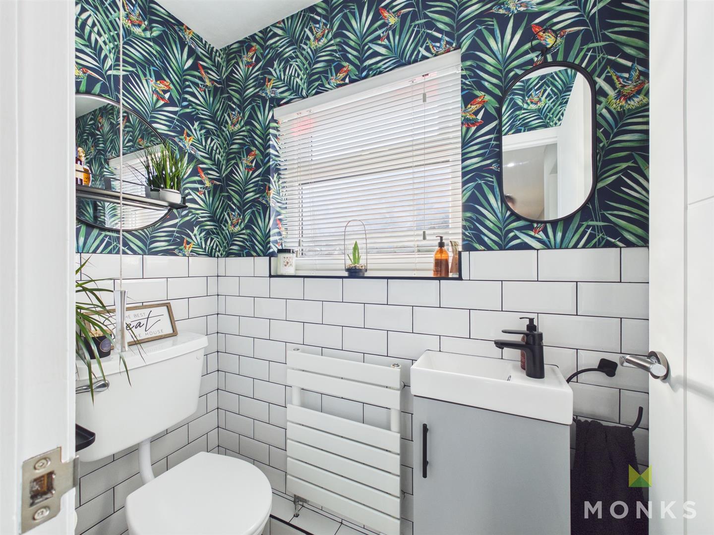 3 Berllan Close, Oswestry, SY10 7TH For Sale